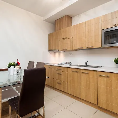 Al Krakowska 291a By Homeprime Apartment