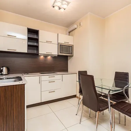 Al Krakowska 291a By Homeprime *