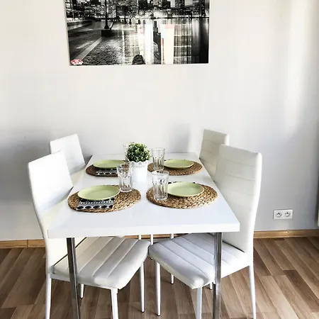 Al Krakowska 291a By Homeprime Warsaw