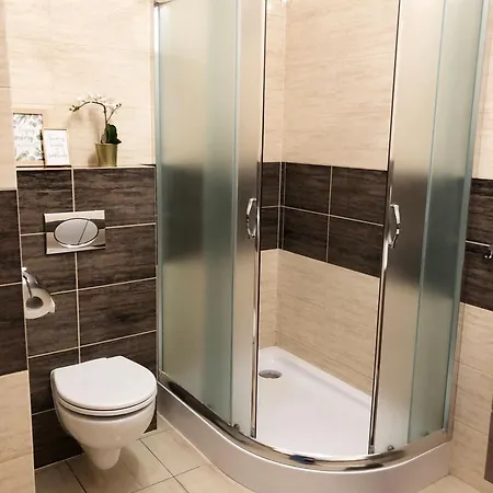 Al Krakowska 291a By Homeprime