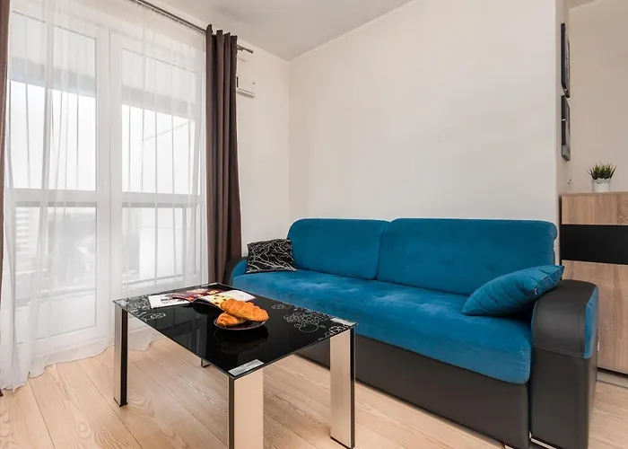 Al Krakowska 291a By Homeprime *