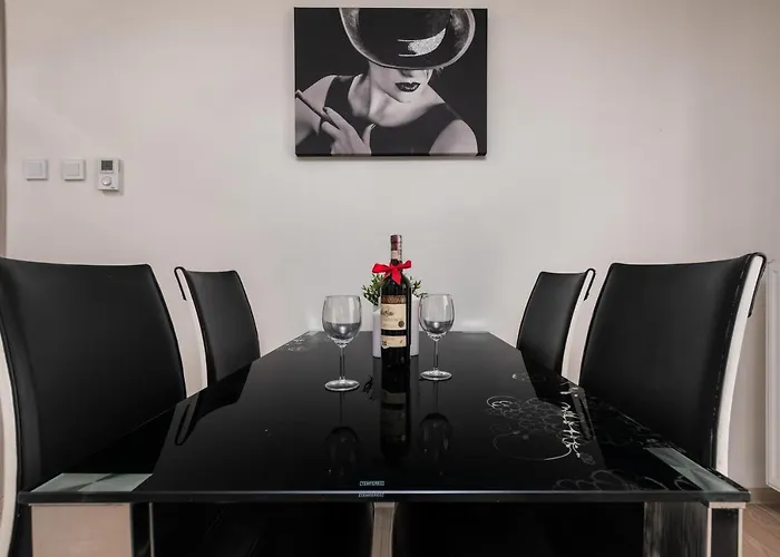 Al Krakowska 291a By Homeprime Apartamento Varsóvia