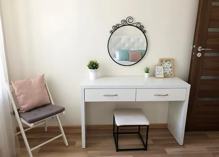 Al Krakowska 291a By Homeprime