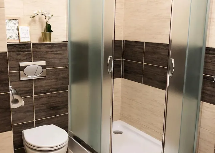 Al Krakowska 291a By Homeprime