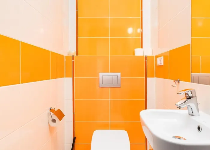 Al Krakowska 291a By Homeprime *