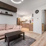Al Krakowska 291a By Homeprime Apartman *