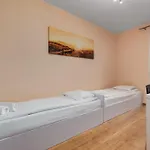 Al Krakowska 291a By Homeprime Apartman