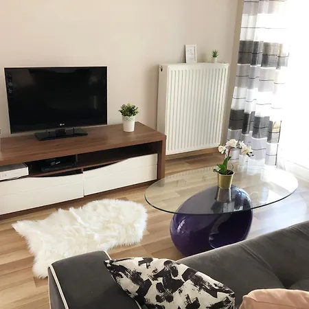 Al Krakowska 291a By Homeprime Warszawa