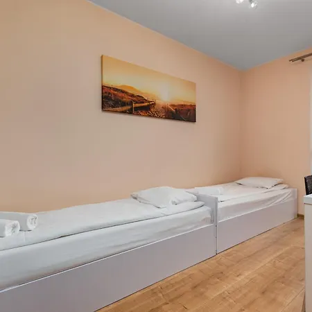 Al Krakowska 291a By Homeprime Lägenhet