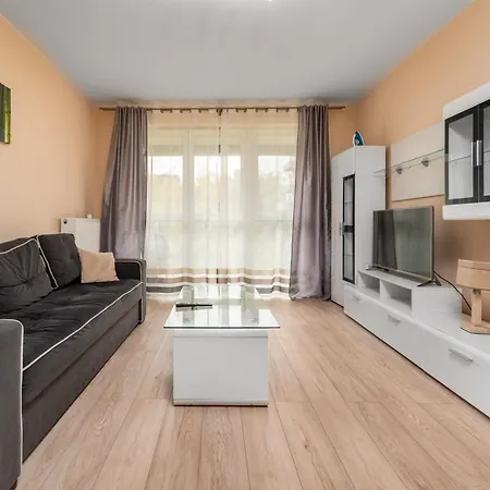 Al Krakowska 291a By Homeprime *